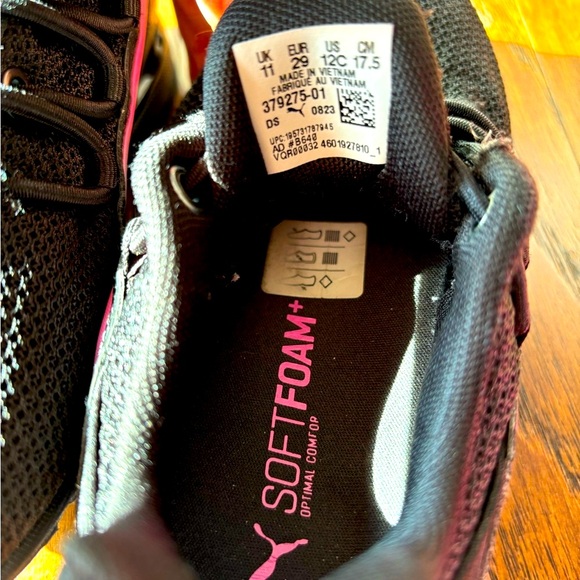 Puma Black & Pink Laceless Soft Foam Girls Size 12c Shoes - Picture 3 of 7